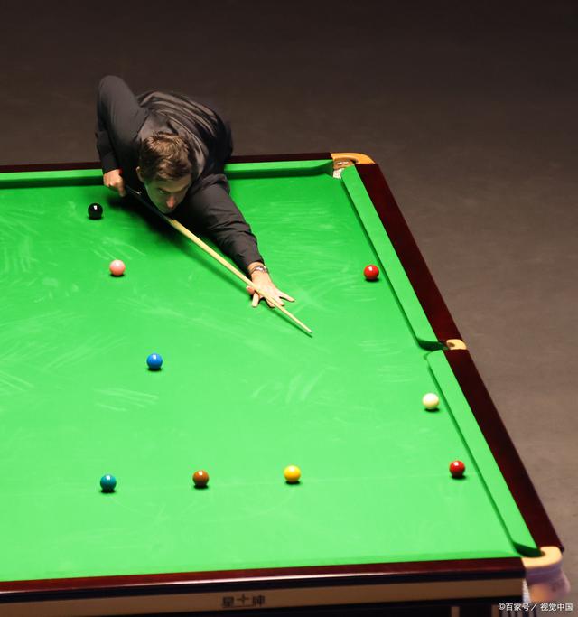 我们始终坚 我们始终坚