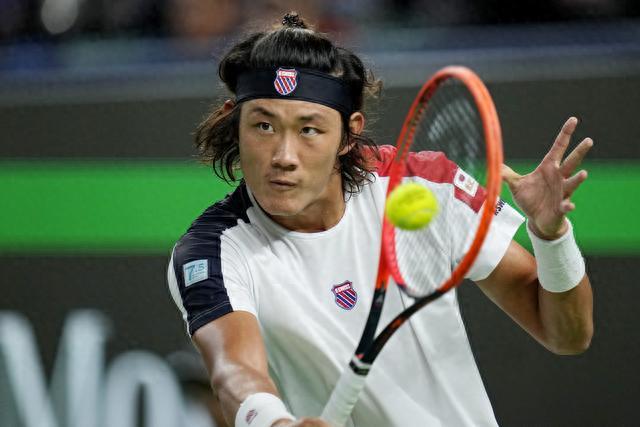 詹姆斯在本 詹姆斯在本