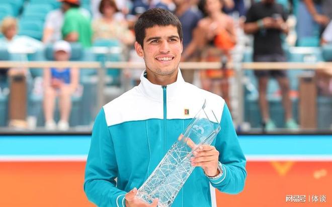 大的荣誉 大的荣誉