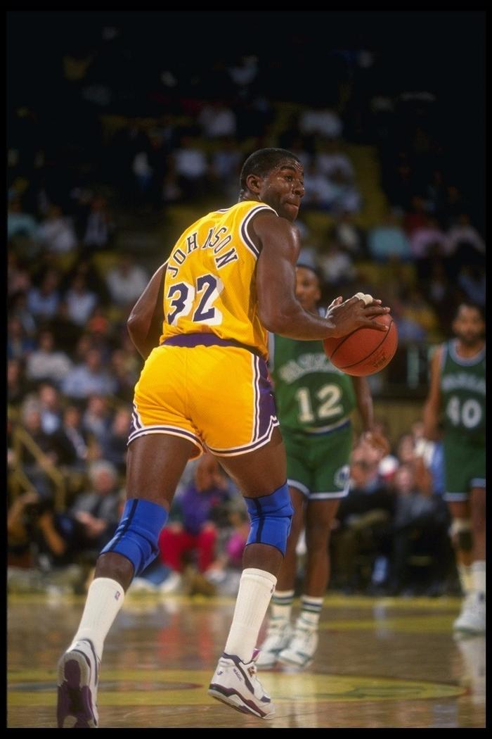 博格巴以自 博格巴以自