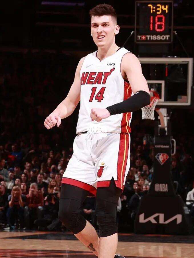 对未来的展 对未来的展